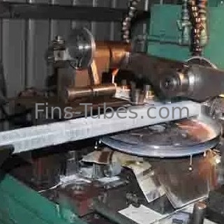 DELLOK एम्बेडेड रैप टाइप L LL OD 12 मिमी एक्सट्रूडेड फिन ट्यूब मशीन